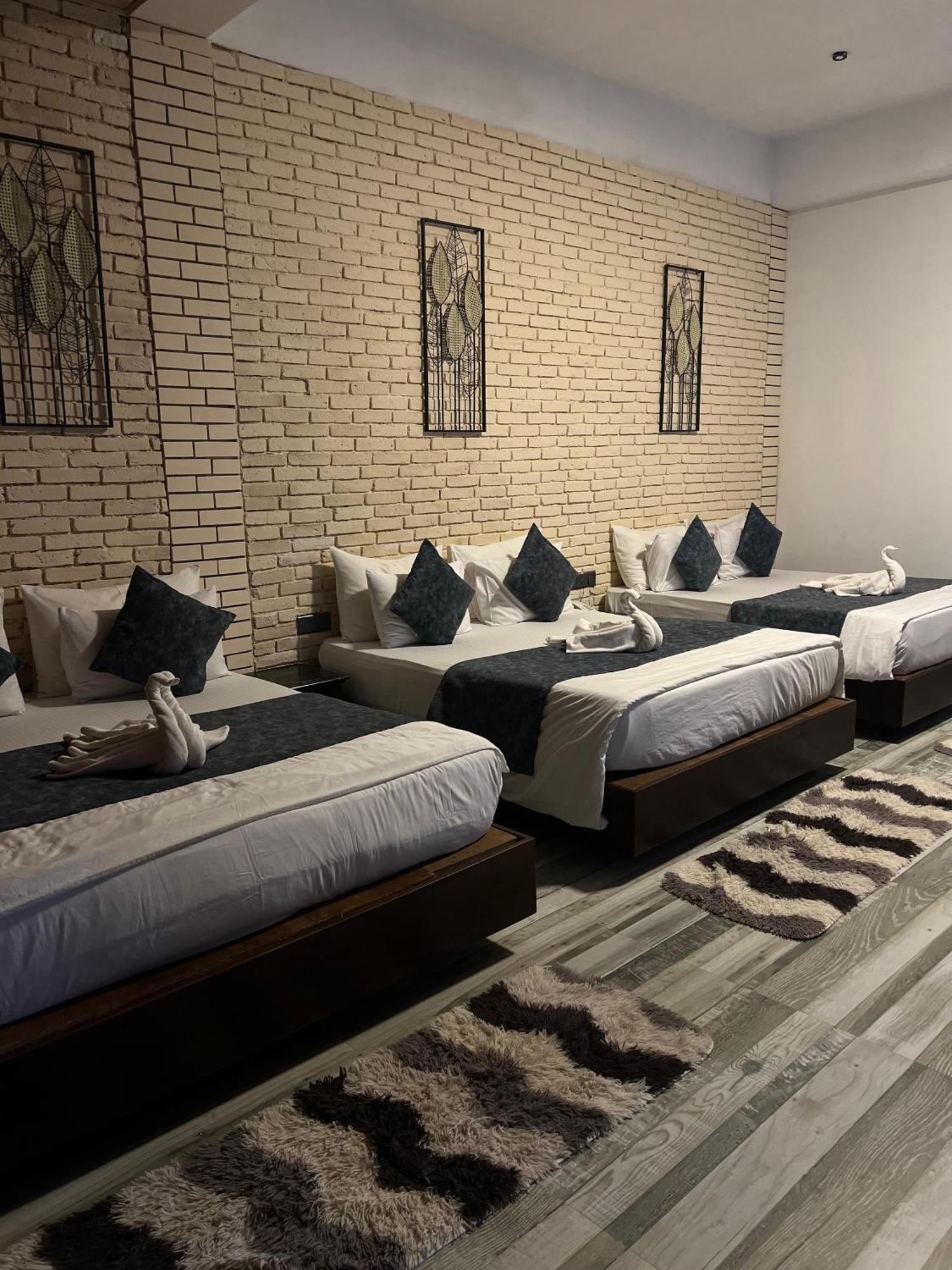 Hillcrest Отель типа 